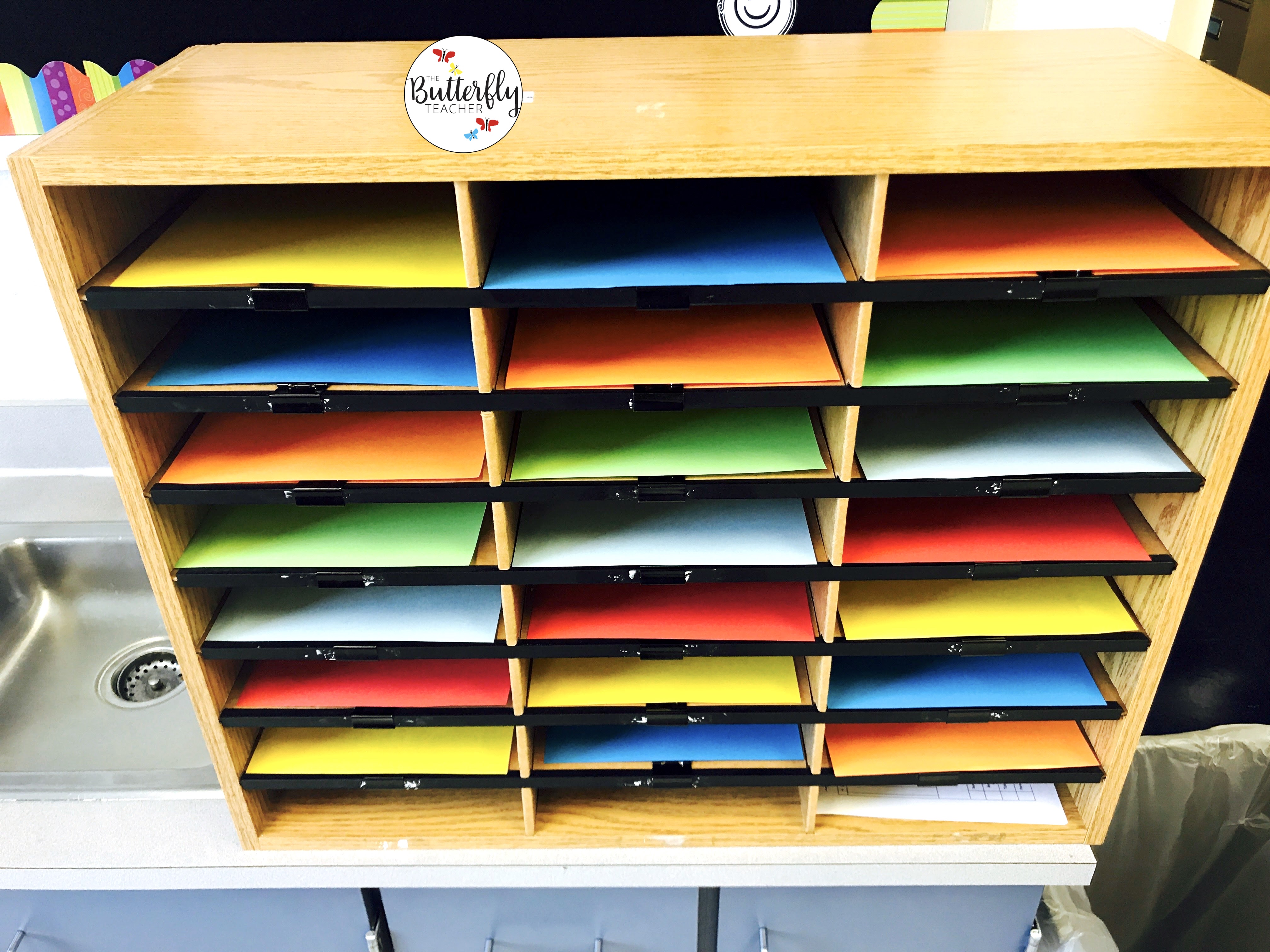 10 Classroom Centers Organization Tips That Actually Work 10 mailbox-cubby-classroom-organization